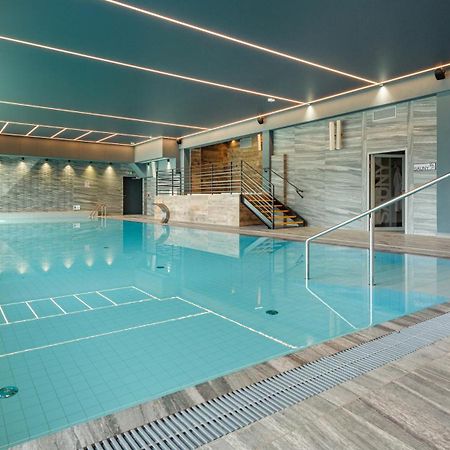 Blue Premium Pool Sauna Fitness Free Колобжег Екстер'єр фото